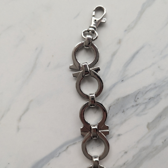 Chain Belt - Picture 2 of 7